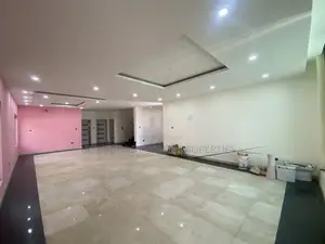 5bdrm Mansion in Royal Footprint, East Legon for Sale