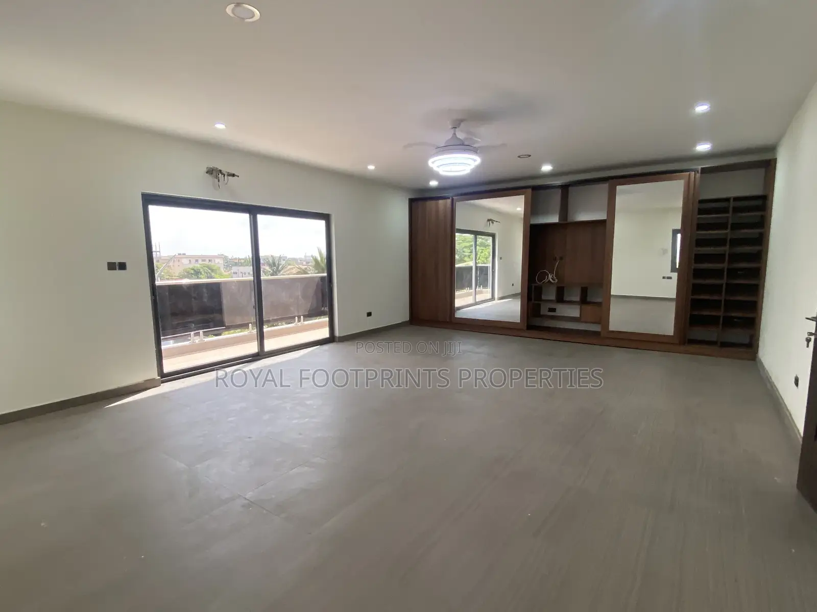 5bdrm Mansion in Royal Footprint, East Legon for Sale