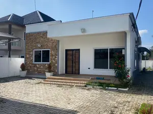 3bdrm House in Bronko Housing, Spintex for rent