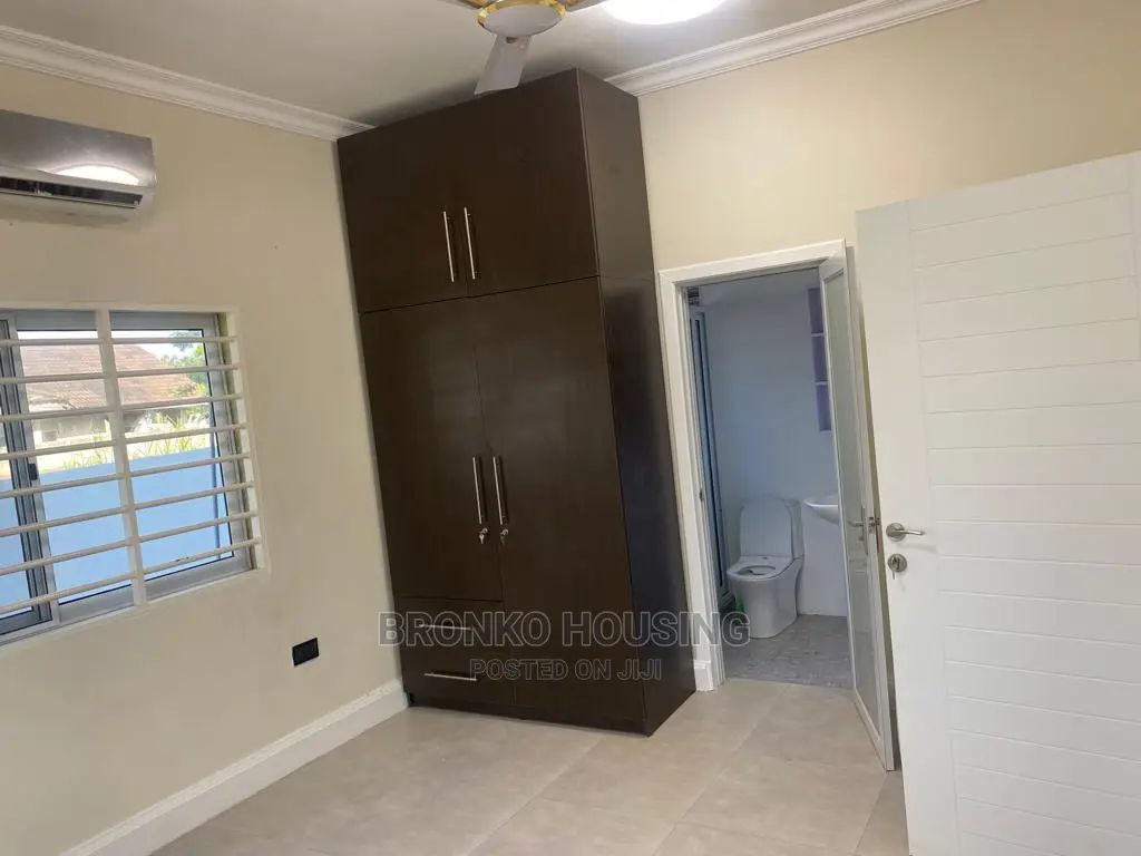 3bdrm House in Bronko Housing, Spintex for rent