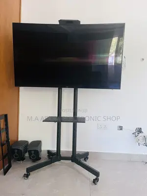 Mobile Tv Stand With Wheels 32”-70”