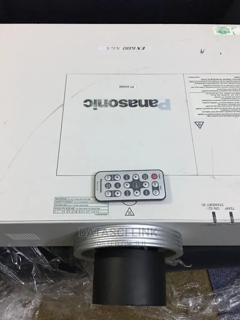 Panasonic Projector 6000lumens