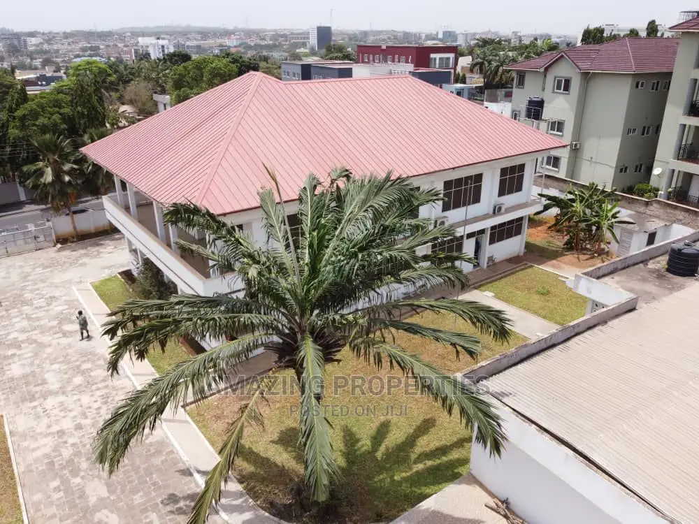 4bdrm Farm House in 4-Bedroom Self, Airport Residential Area for Rent