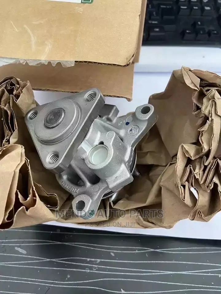 Land Rover Range Rover Engine Water Pump Brand New Original