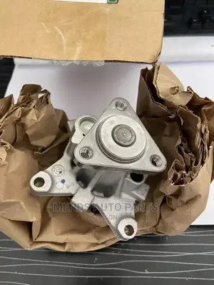 Land Rover Range Rover Engine Water Pump Brand New Original