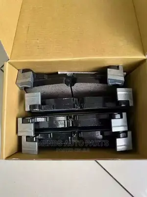 Land Rover Discovery 5 Front Brake Pads