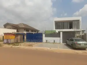 3bdrm House in Skm, School Junction for Sale