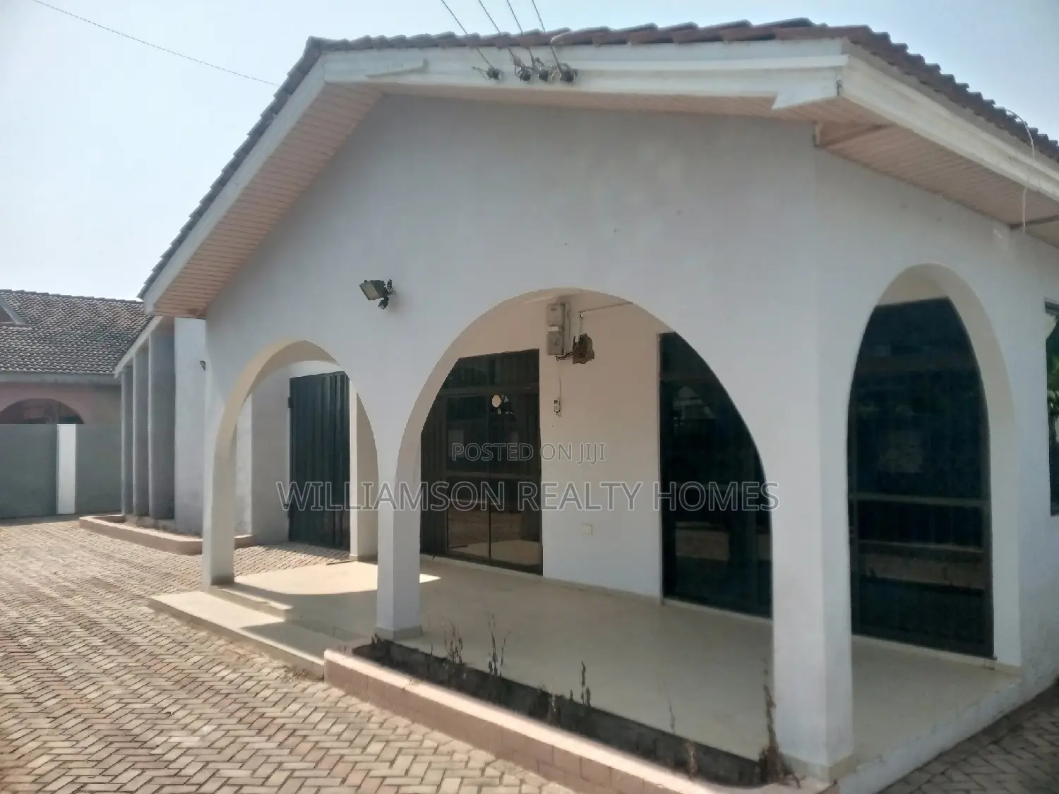 5bdrm House in Hfc Estate, Spintex for rent