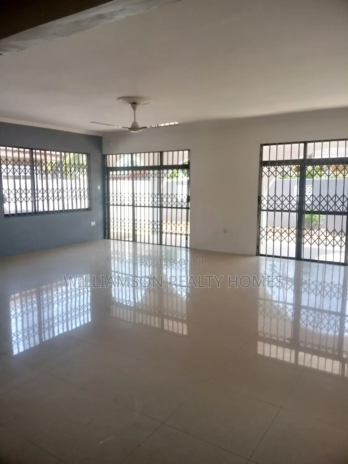 5bdrm House in Hfc Estate, Spintex for rent