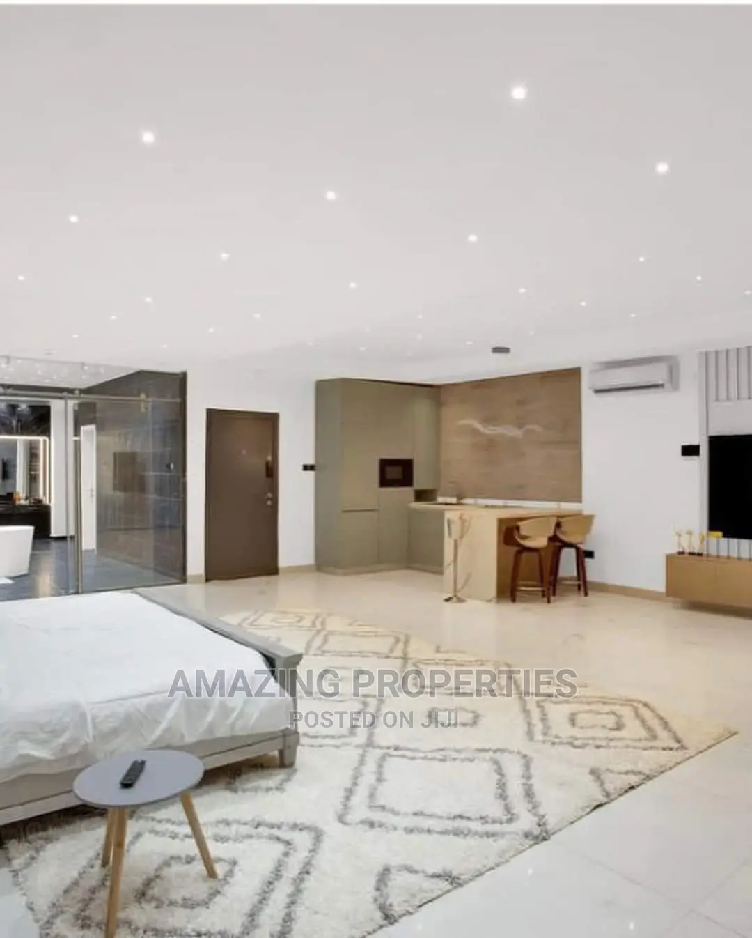 4bdrm House in Luxurious 4 Bedroom for Sale