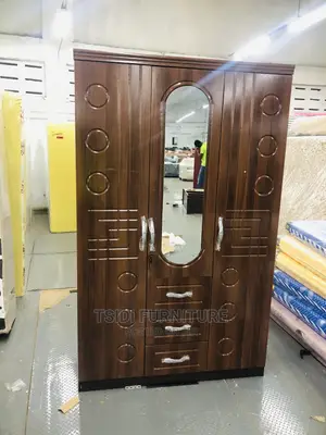 Quality Three Door Wardrobe