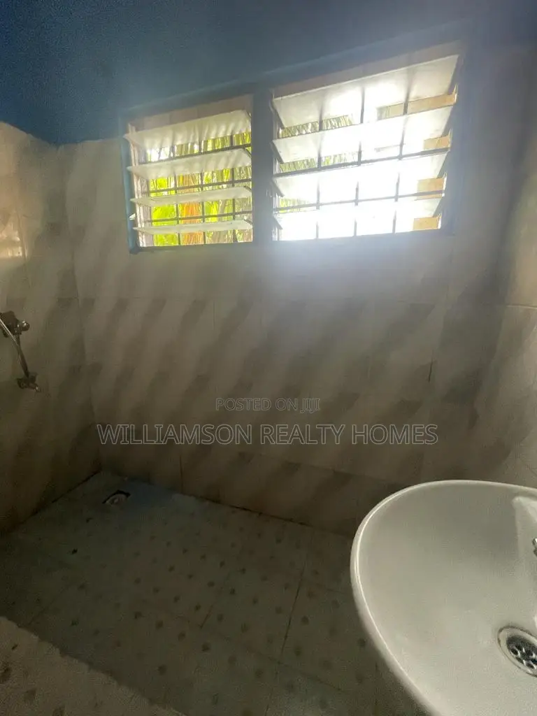 1bdrm Apartment in Hfc Estate, Spintex for rent