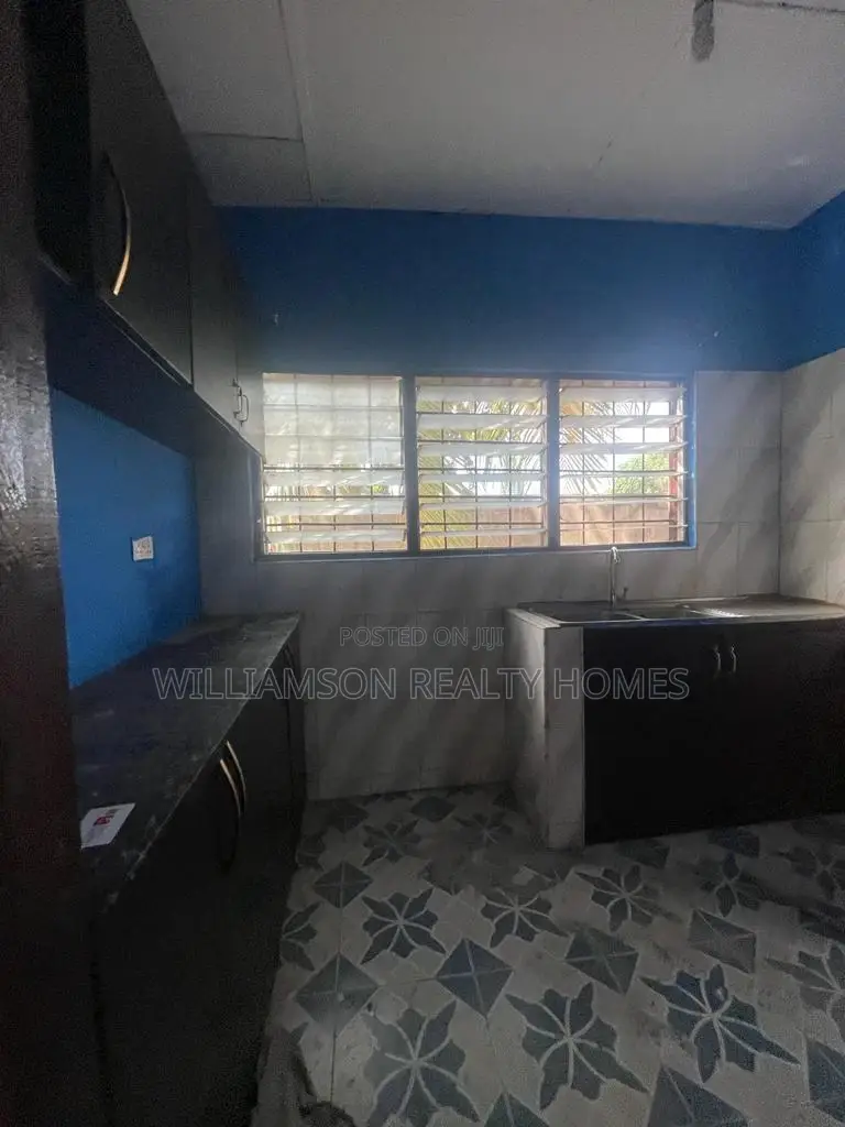 1bdrm Apartment in Hfc Estate, Spintex for rent