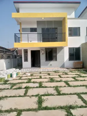 3bdrm Mansion in Hfc Estate Area, Spintex for rent