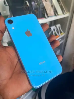 Apple iPhone XR 128 GB Gold