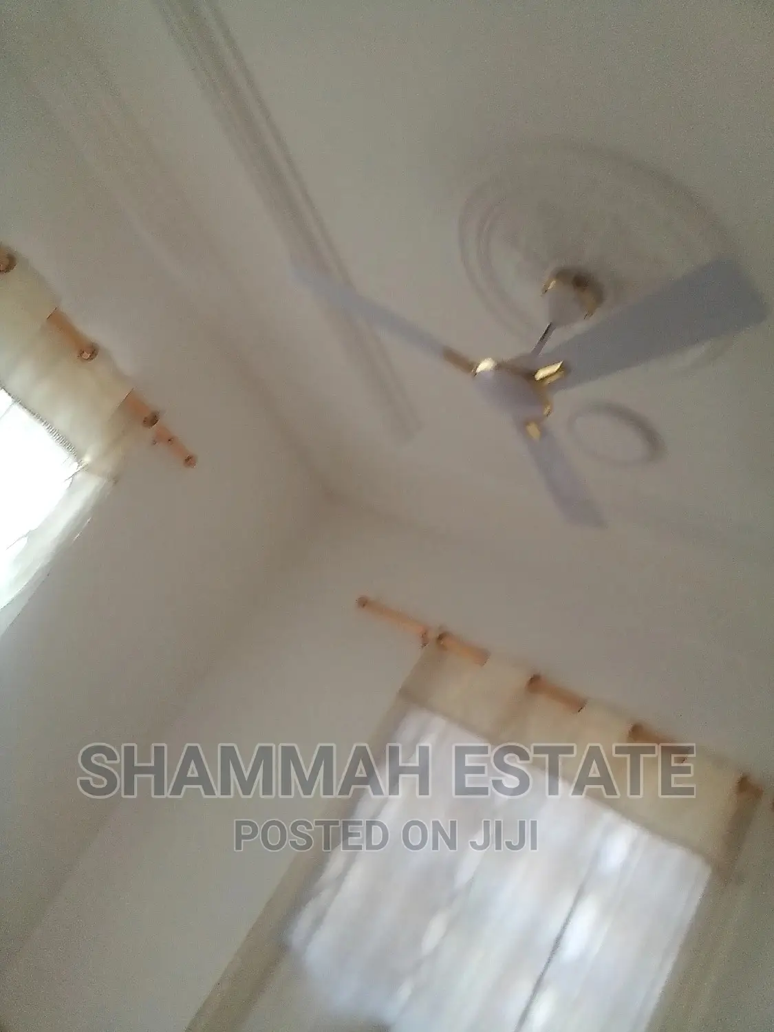 3bdrm Apartment in Aiding Estate, Sunyani Municipal for rent