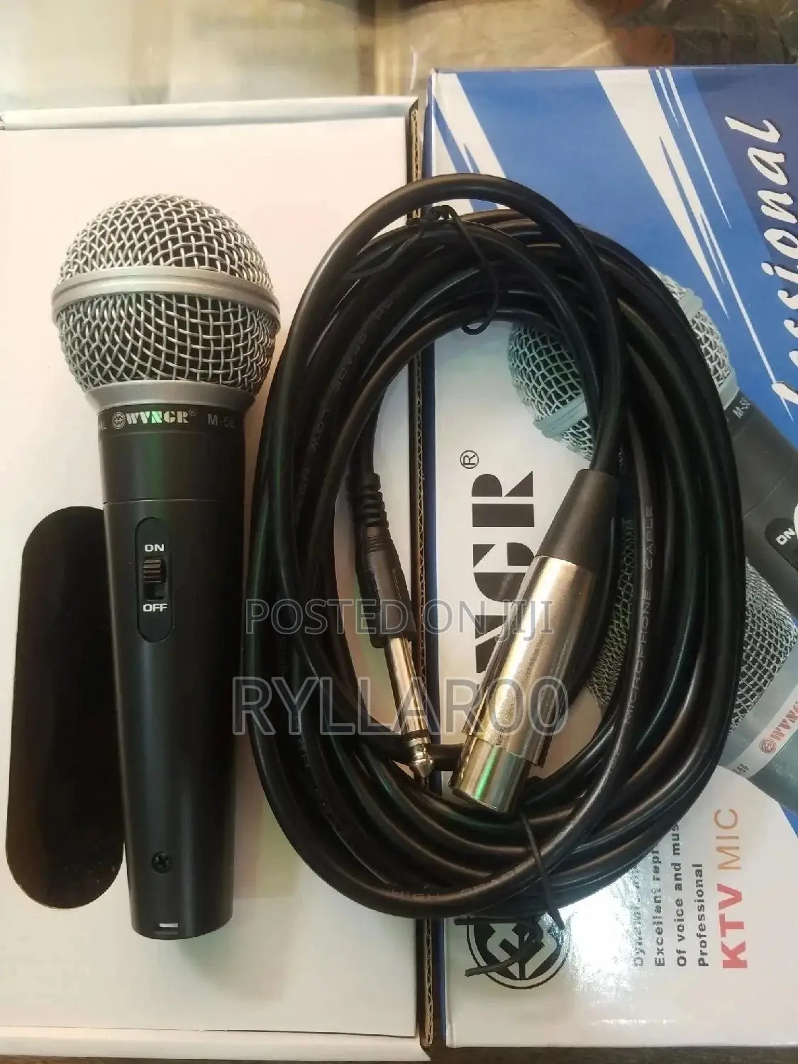 Professional Dynamic Microphone