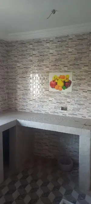 2bdrm Duplex in De-Icons Real Estate, Awutu Senya East Municipal