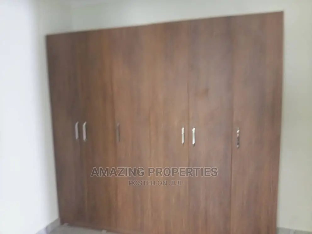 4bdrm House in East Legon for Rent