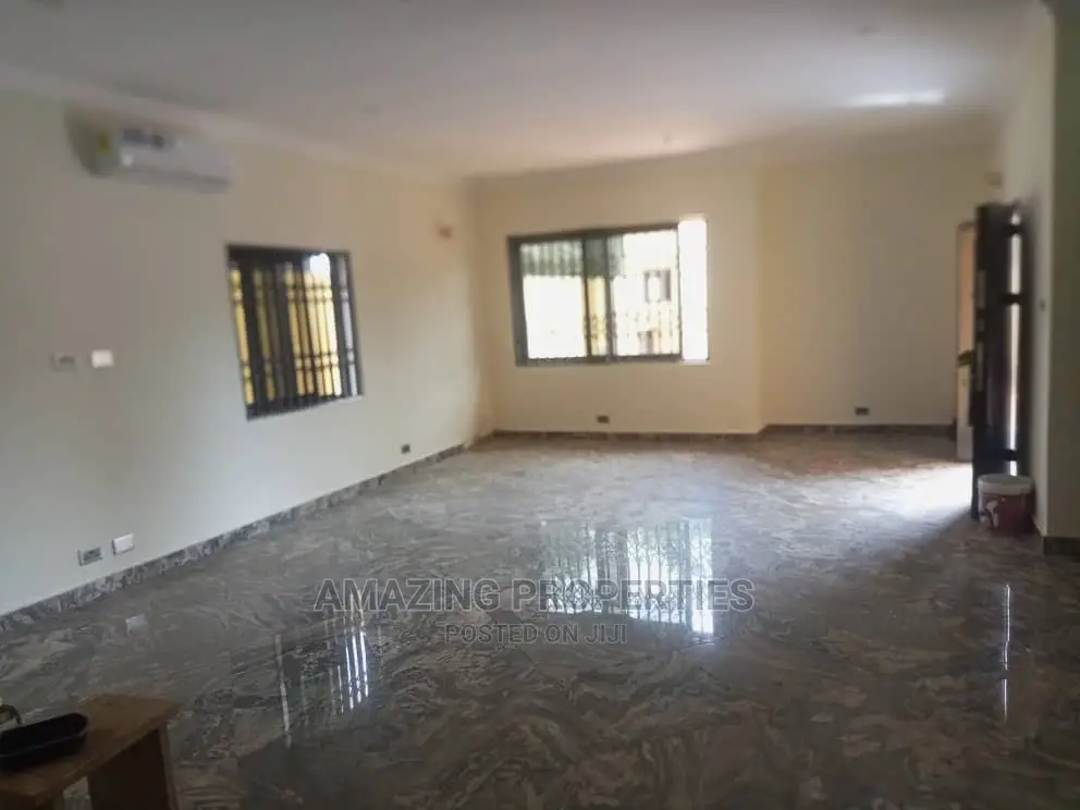 4bdrm House in East Legon for Rent