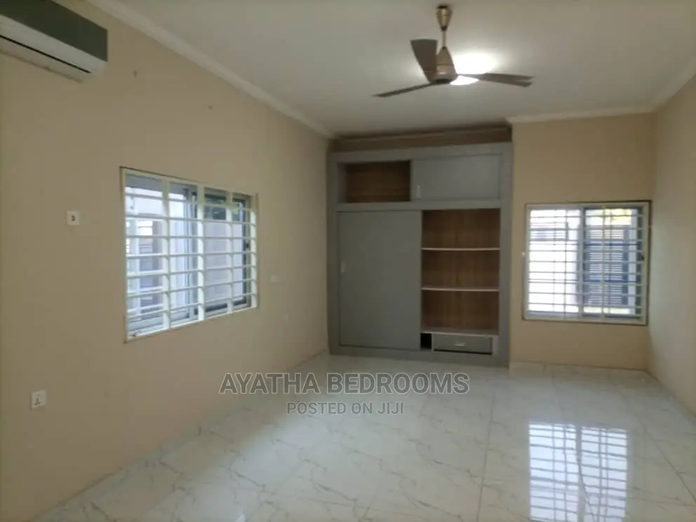 3bdrm House in Ayathar Bedroom, Spintex for Rent