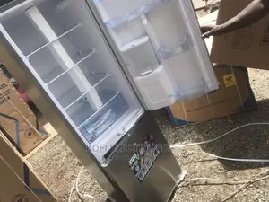 Combination Of Fridge Freezer Pearl Fridge PF-330BWD 251L