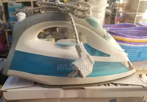 Kenwood Steam Iron St8027