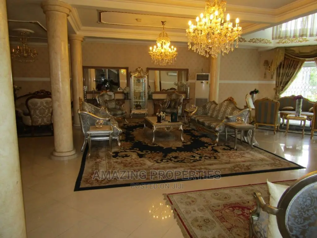 6bdrm House in Trassacco, East Legon for Sale