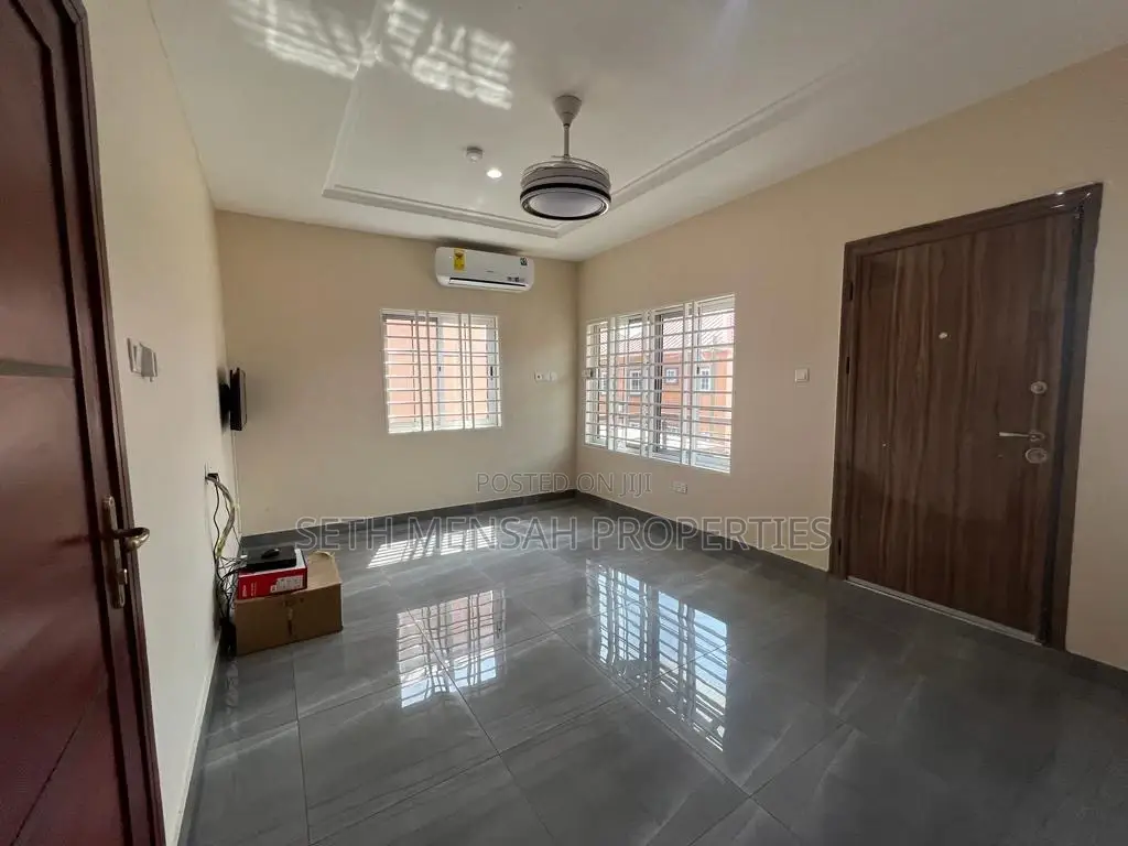 4bdrm House in Skm Property, Achimota for rent