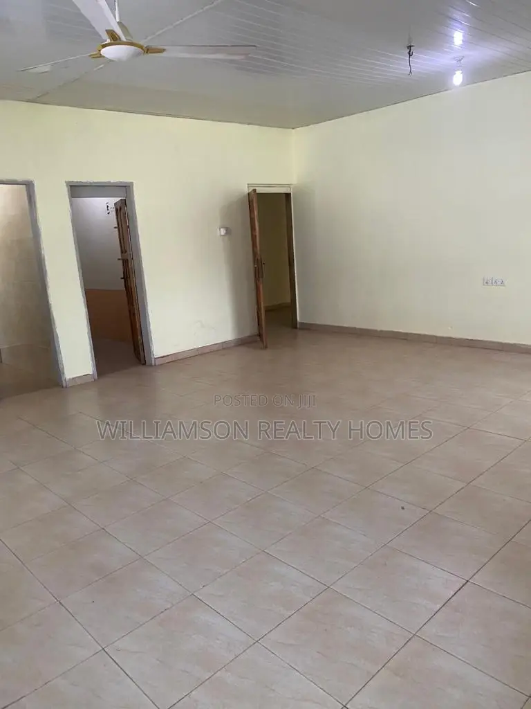 3bdrm House in Manet Cottage, Spintex for rent