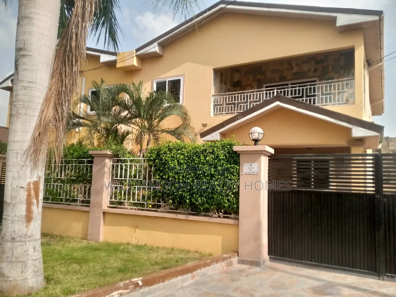 5bdrm Duplex in Hfc Estate, Spintex for rent