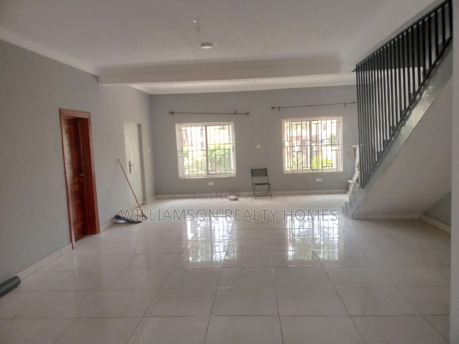 5bdrm Duplex in Hfc Estate, Spintex for rent