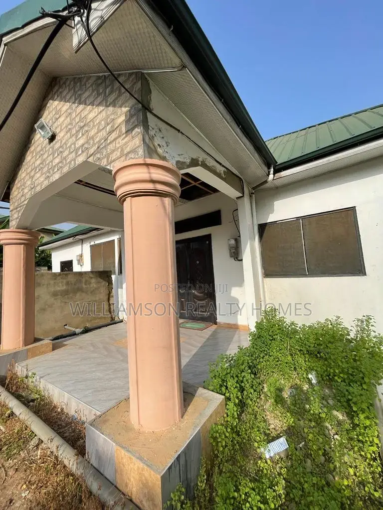 1bdrm Apartment in Community 18, Spintex for rent