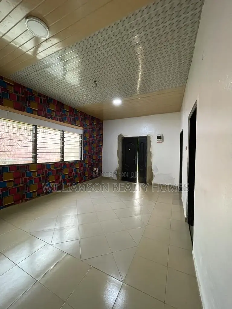 1bdrm Apartment in Community 18, Spintex for rent