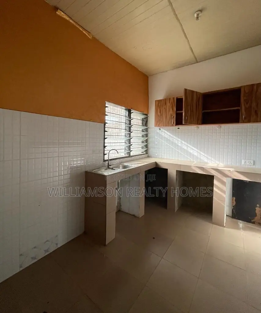 1bdrm Apartment in Community 18, Spintex for rent