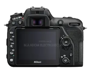 Brand New in Box Nikon D7500 DSLR Camera With 18-140mm
