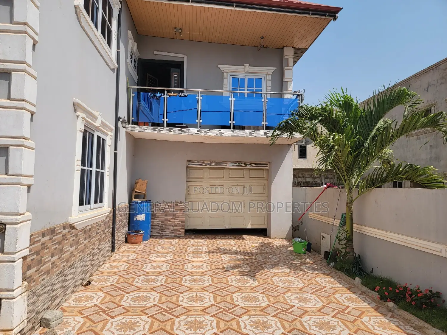 2bdrm Apartment in Suadom Properties, Baatsona Total for rent