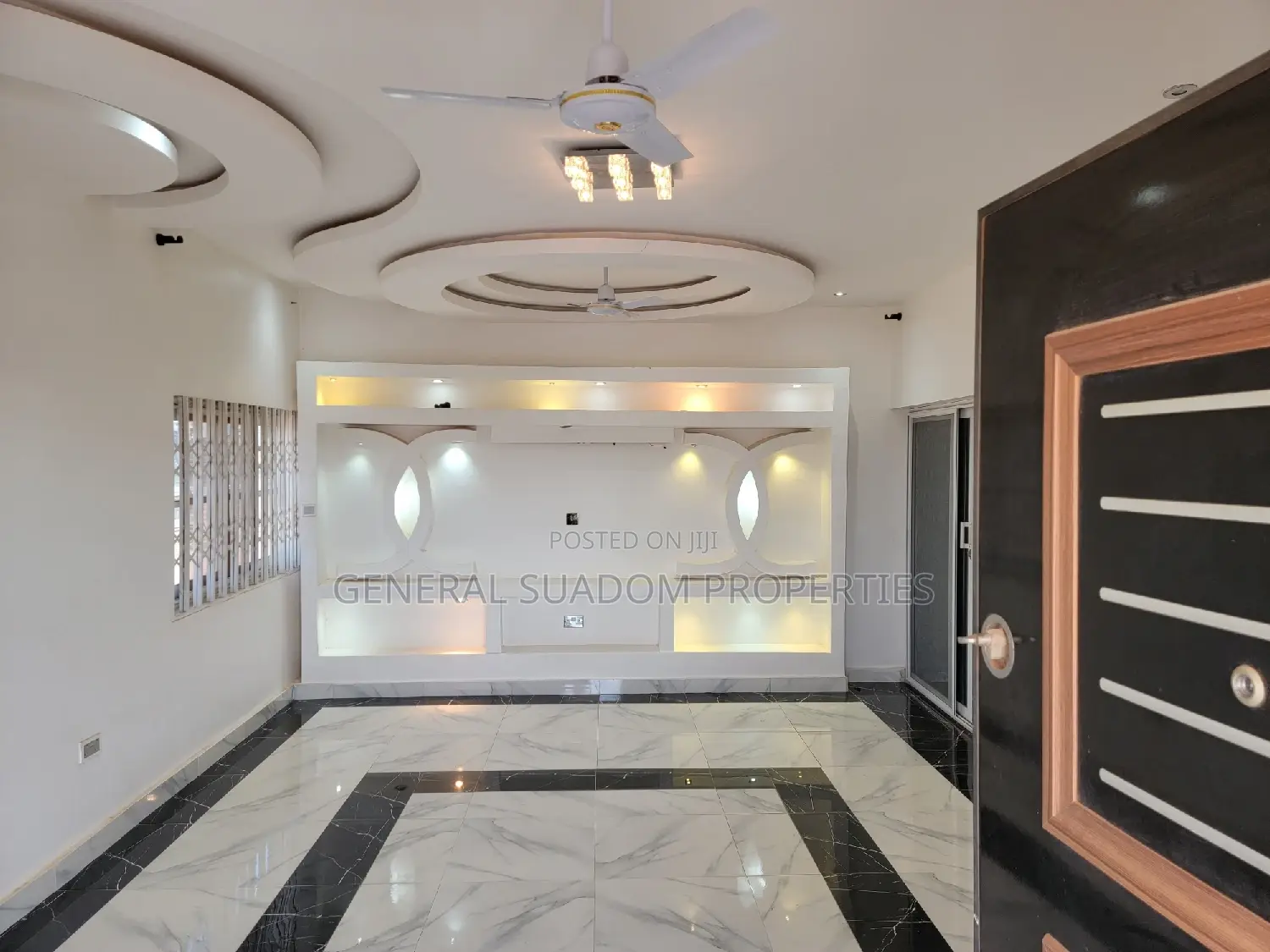 2bdrm Apartment in Suadom Properties, Baatsona Total for rent
