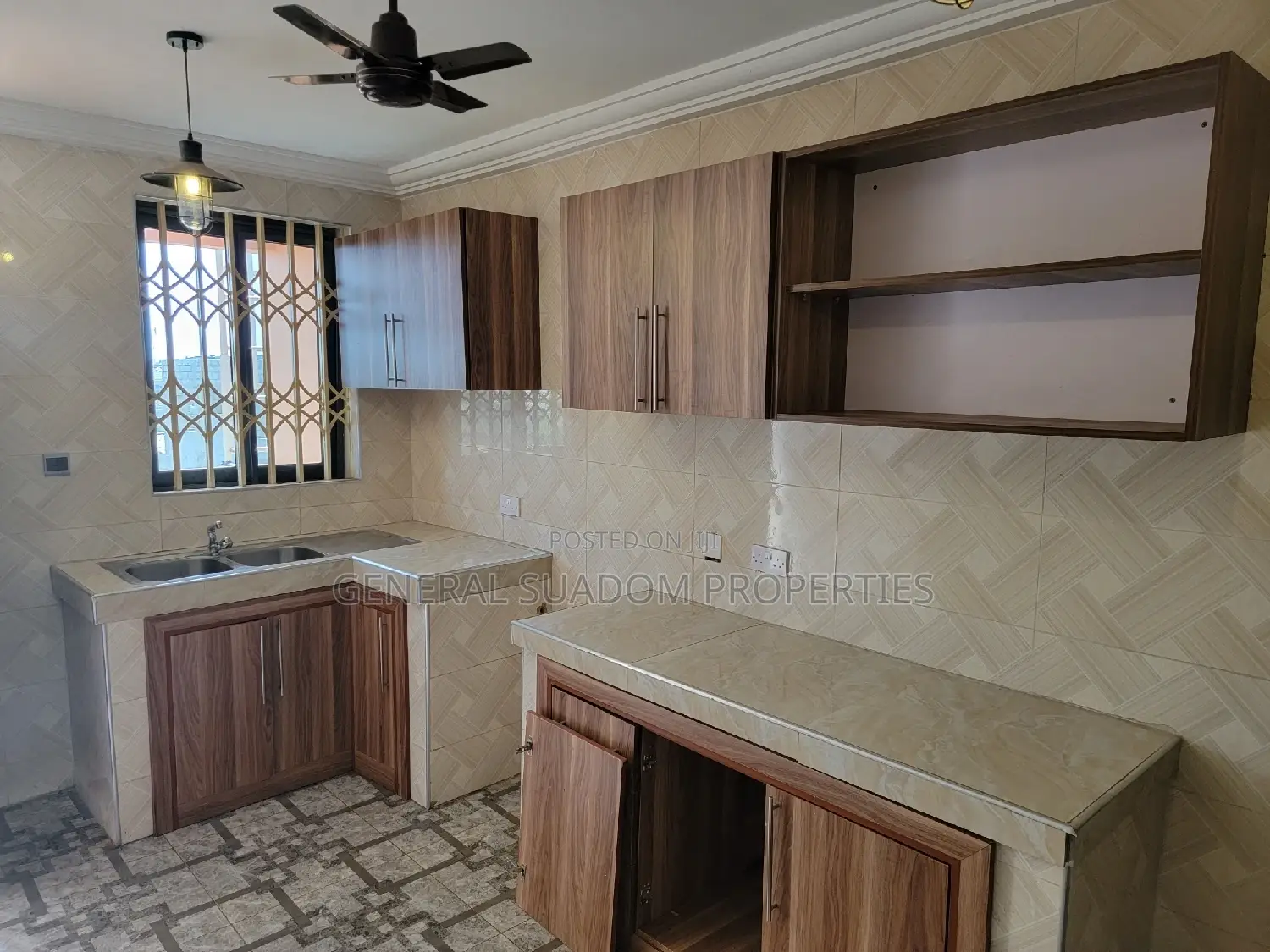 3bdrm Apartment in Suadom Properties, Baatsona Total for rent