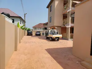 3bdrm Apartment in Suadom Properties, Baatsona Total for rent