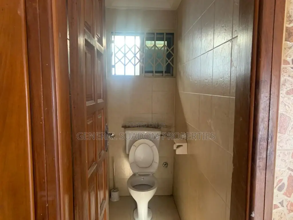 2bdrm House in Suadom Properties, Baatsona Total for rent