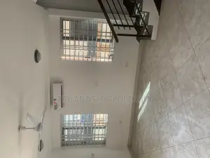 3bdrm House in Skm Property, Achimota for rent