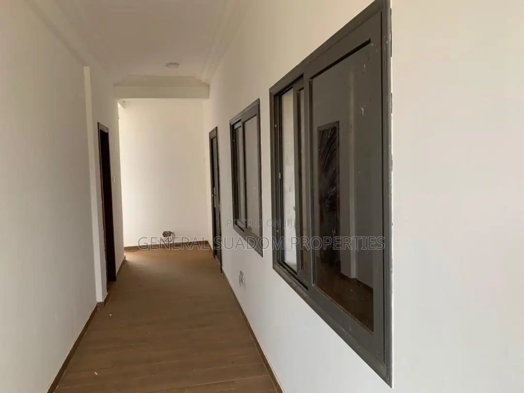 2bdrm Apartment in Suadom Properties, Baatsona Total for rent