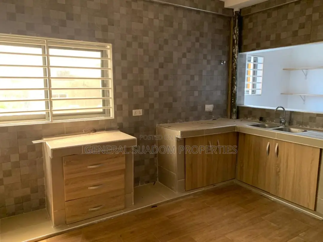 2bdrm Apartment in Suadom Properties, Baatsona Total for rent