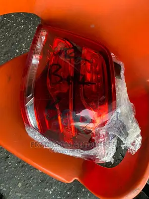Mercedes Benz Glk300 2013-2015 Taillight
