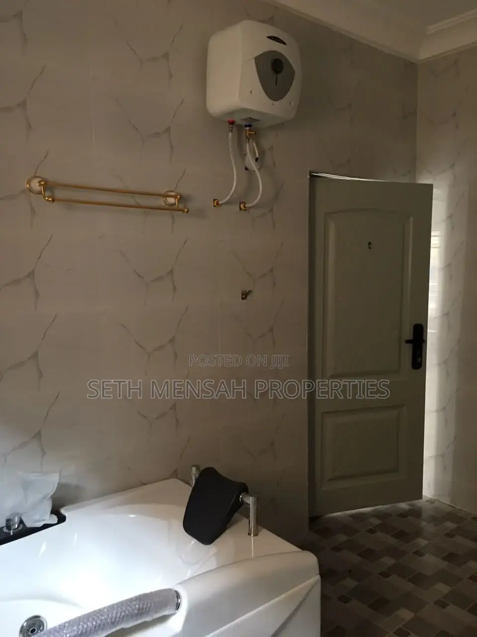 4bdrm House in Skm Property, Tantra Hills for Sale