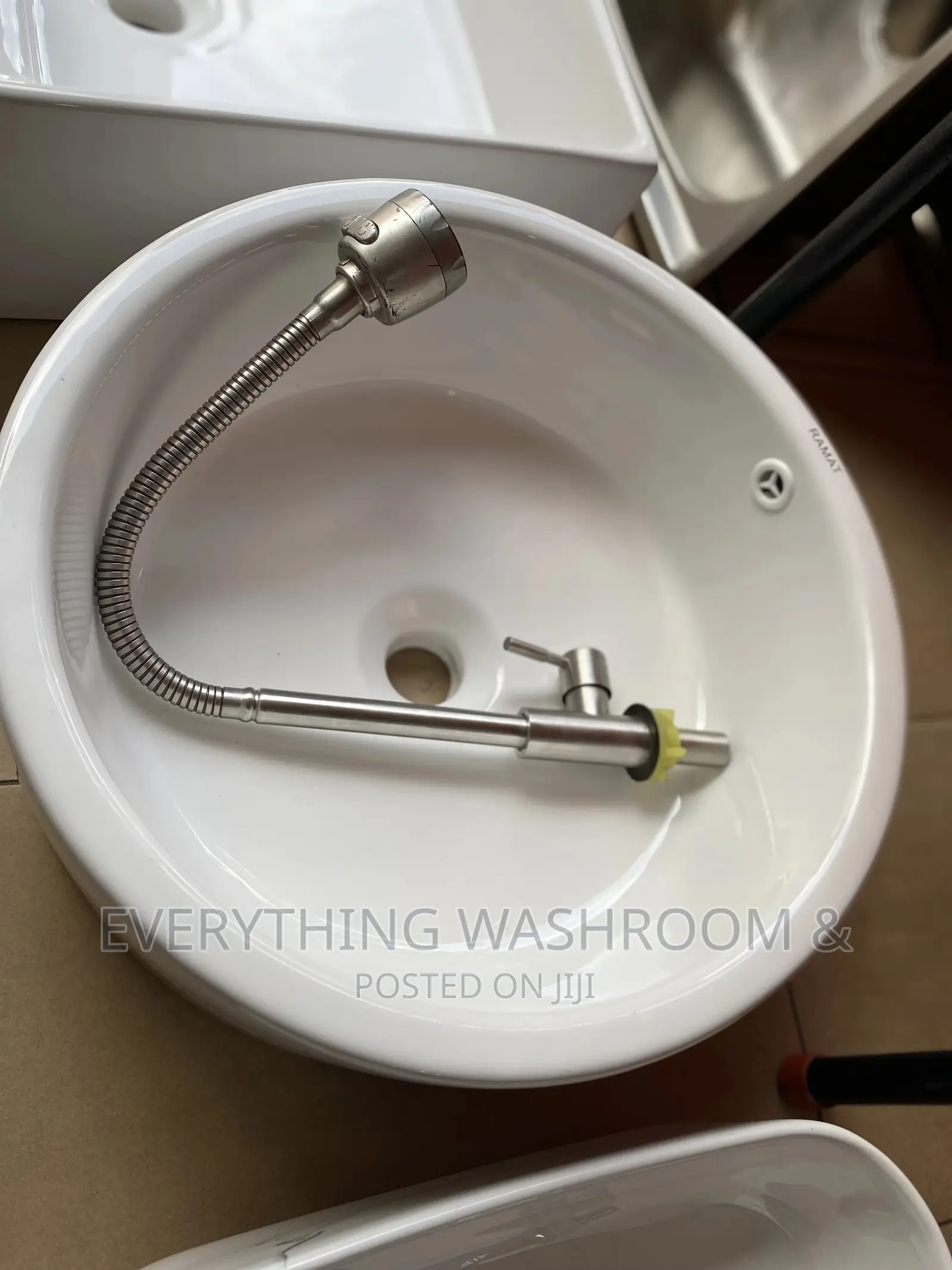 Vanity Basin-Pedicure Basin-Countertop Wash Hand Basins