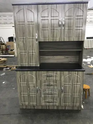 Classic Kitchen Cabinets