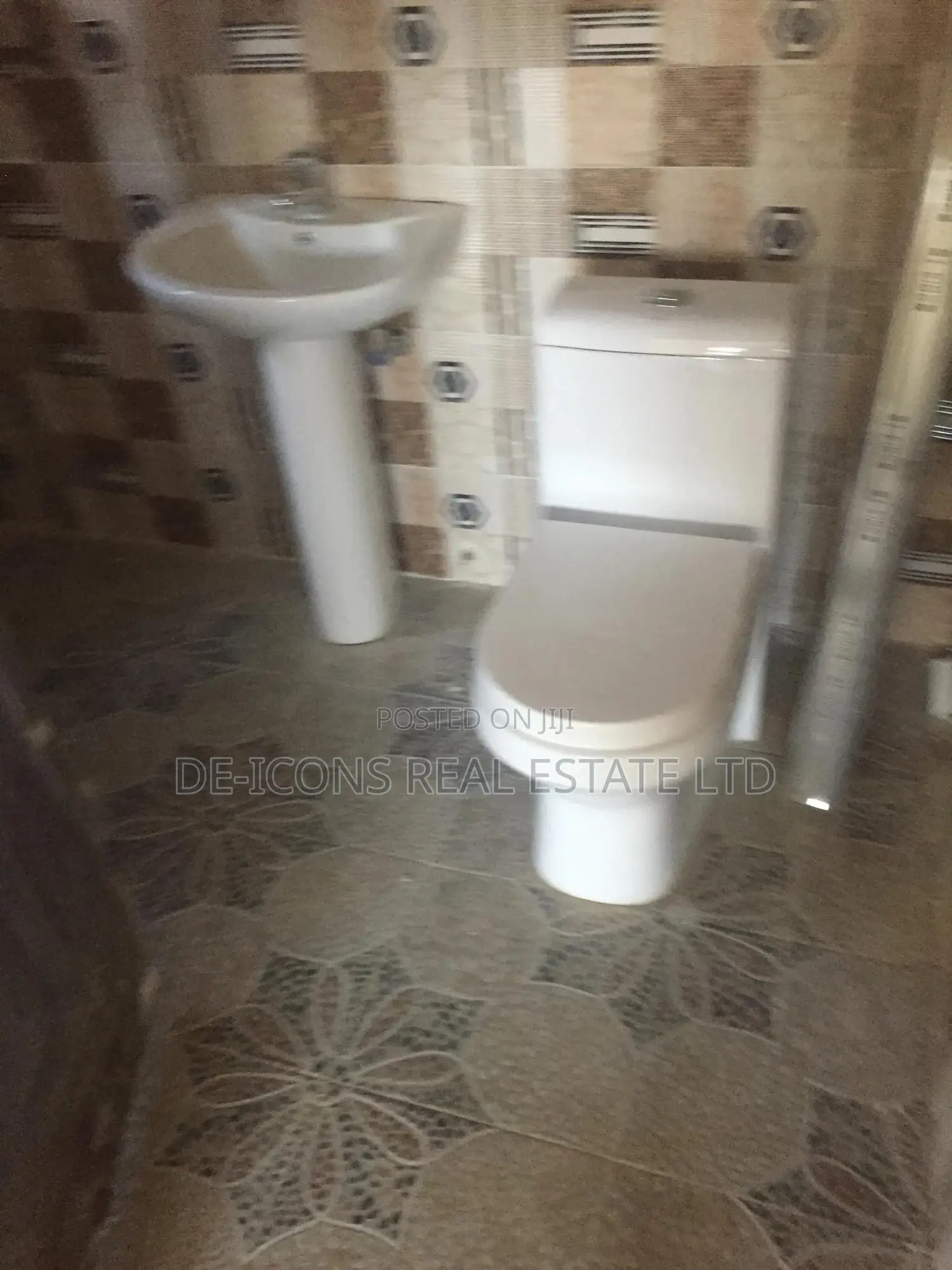 2bdrm House in De-Icons Real, Awutu Senya East Municipal for rent