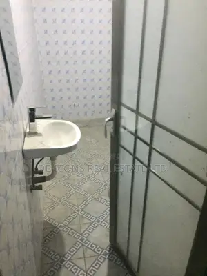 2bdrm Duplex in De- Icons Real, Awutu Senya East Municipal for rent